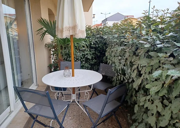 T3 Rez-De-Chaussee Lumineux Avec Terrasse Proche Plage